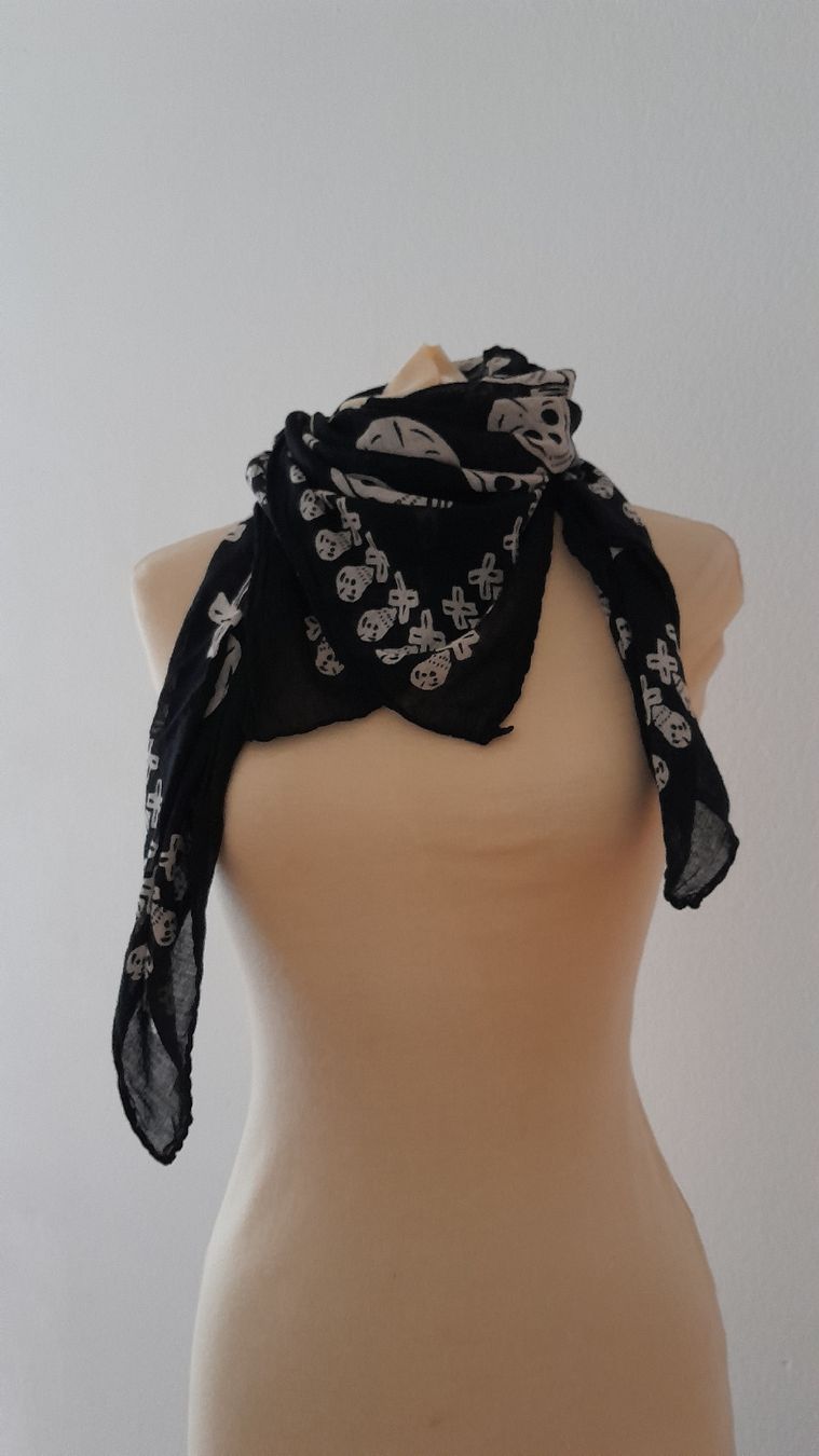 Foulard & Sciarpe: Halstuch, Totenkopf – Usato da Innerthal venduto da System_of_a_down