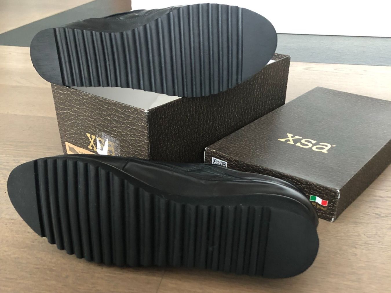 Damenschuhe: Mokassins schwarz Leder Xsa Gr. 39 – Gebraucht aus Samstagern von TAAF 1