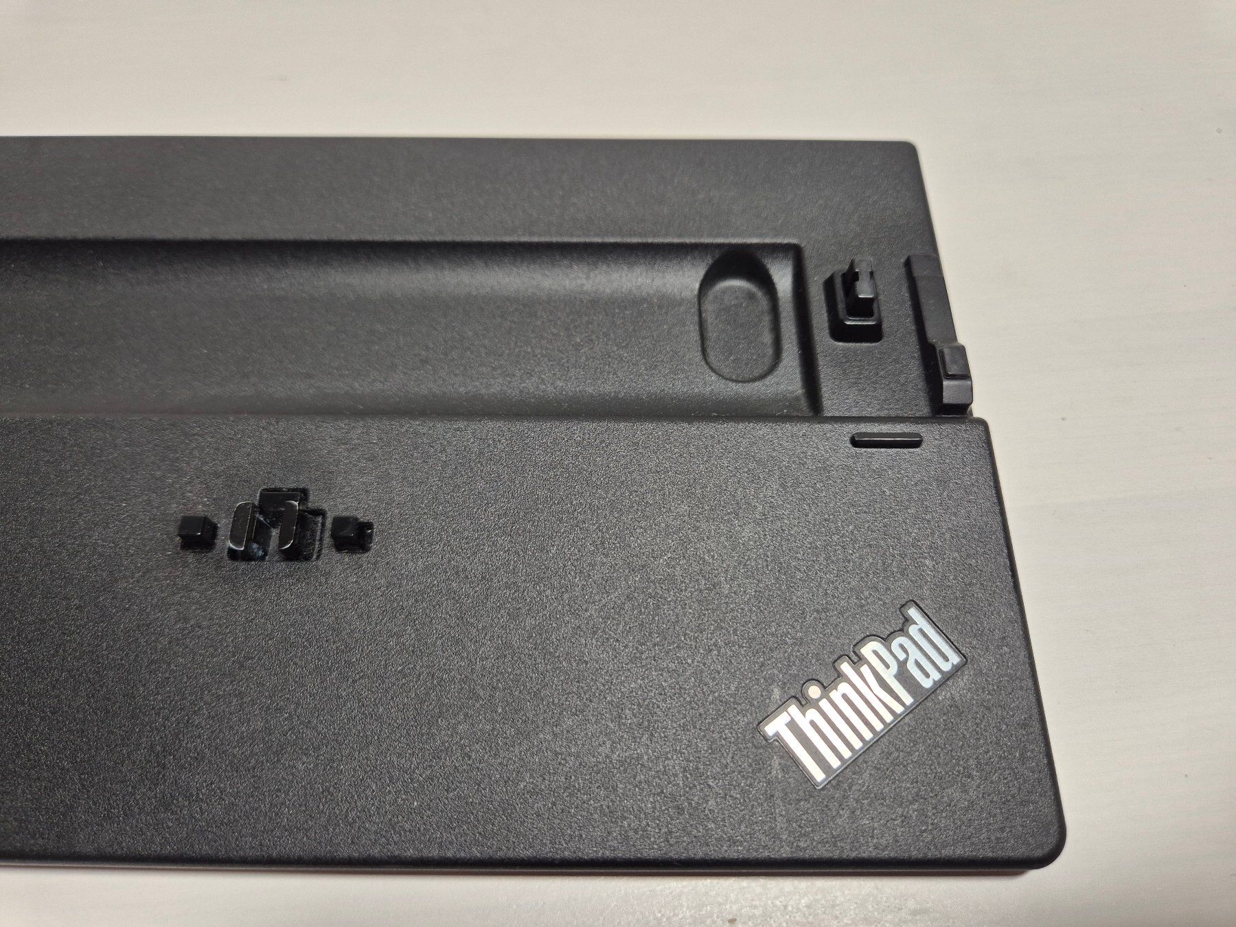 Lenovo Docking station: Dockingstation Lenovo ThinkPad Ultra 40AJ – Usato da Gossau SG venduto da Puch-tech 4