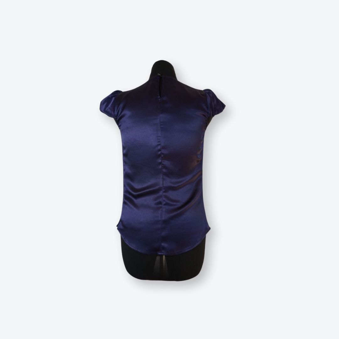 Top: Metallic blaues Oberteil in Gr. S – Usato da Oberkirch LU venduto da petitefashion 3