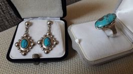 Schöne Türkis Ohrhänger und Ring mit Türkis