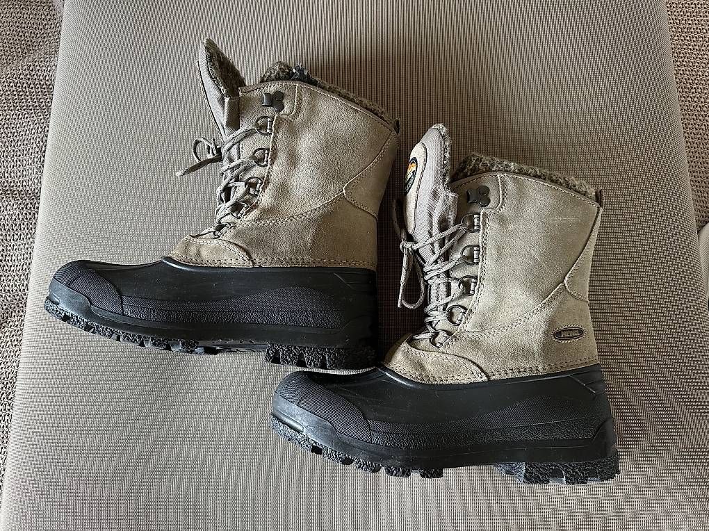 Scarpe da donna: Meindl Schneeboots / Stiefel Gr.38  – Usato da Stäfa venduto da DearDarling 3
