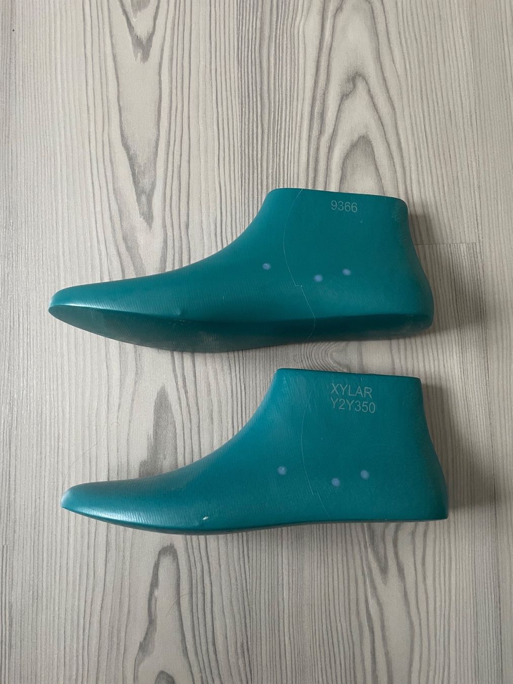 Scarpe da uomo: Kunststoff Schuhform (2x) – Usato da Freienwil venduto da weberjoel 2