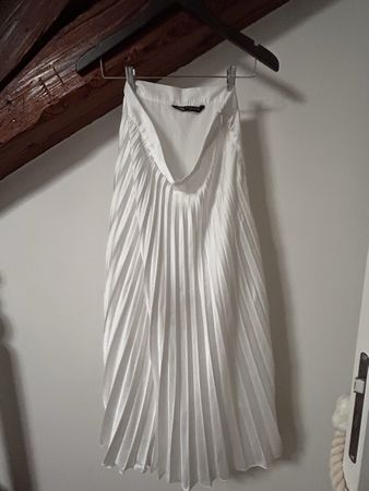 Plisseerock von Zara