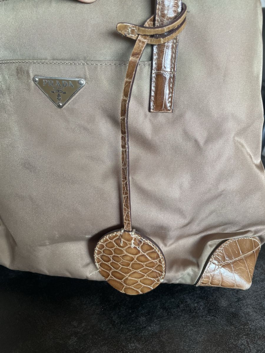 Prada Borse da donna: Sac à Main Prada Nylon Cuir – Usato da Vallamand venduto da Bricbracbroc82 8