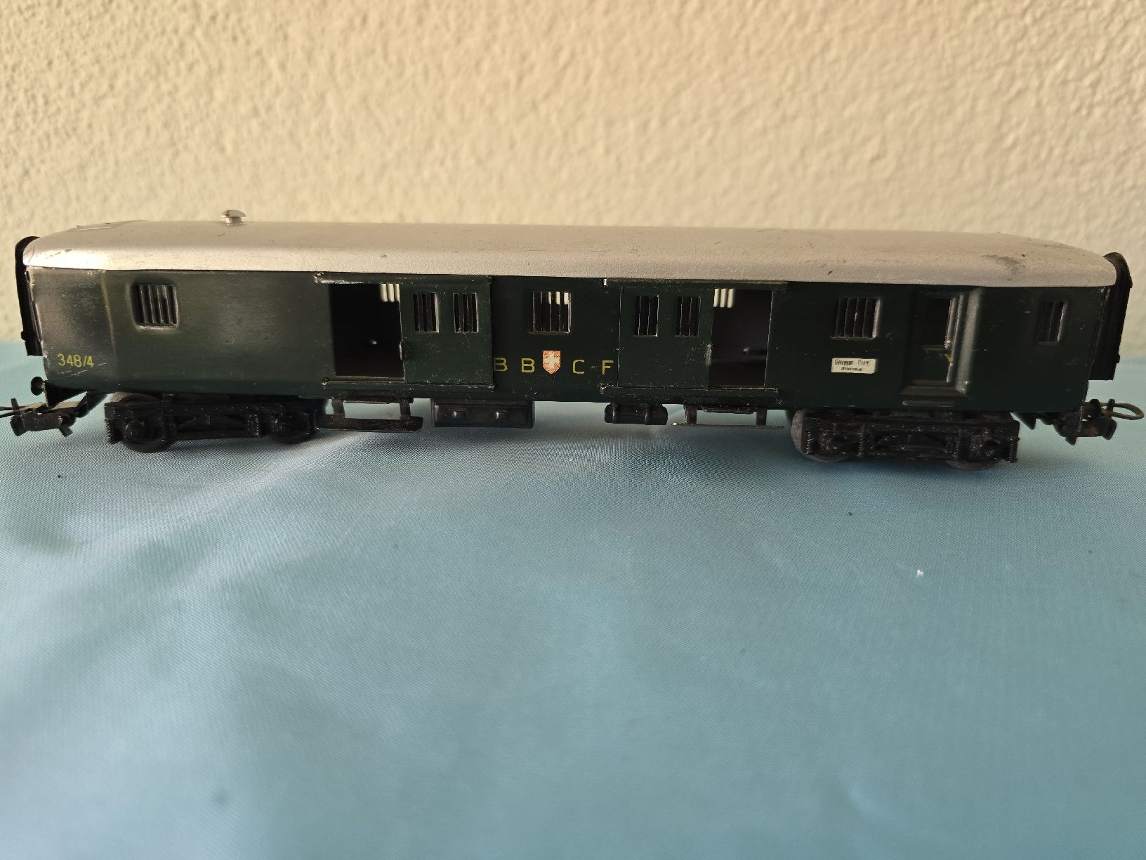 Märklin Modelleisenbahnen: Märklin SBB , Gepäck Wagen, H0 – Gebraucht aus winterthur von Sammlerecke