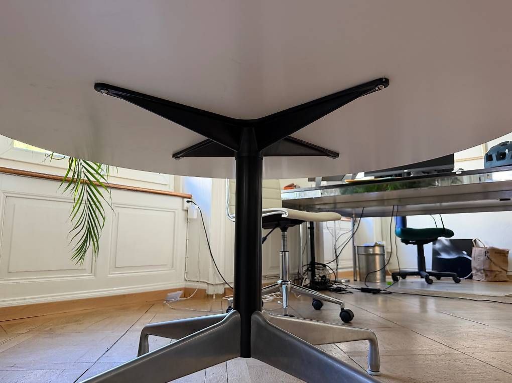 Tische: Eames Tisch – Gebraucht aus Zollikon von ichwilldasda 4