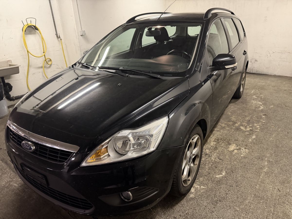 Ford Automobili: Ford focus 2.0i mfk2510.23 – Usato da Lyss venduto da xydz 1