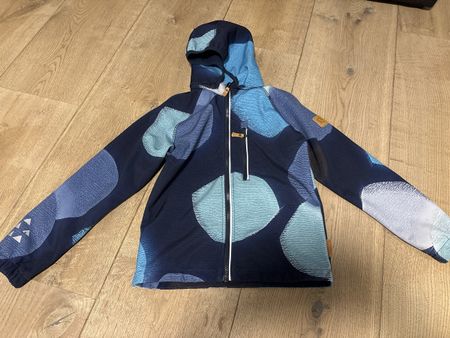 Reima Softshelljacke Gr. 134