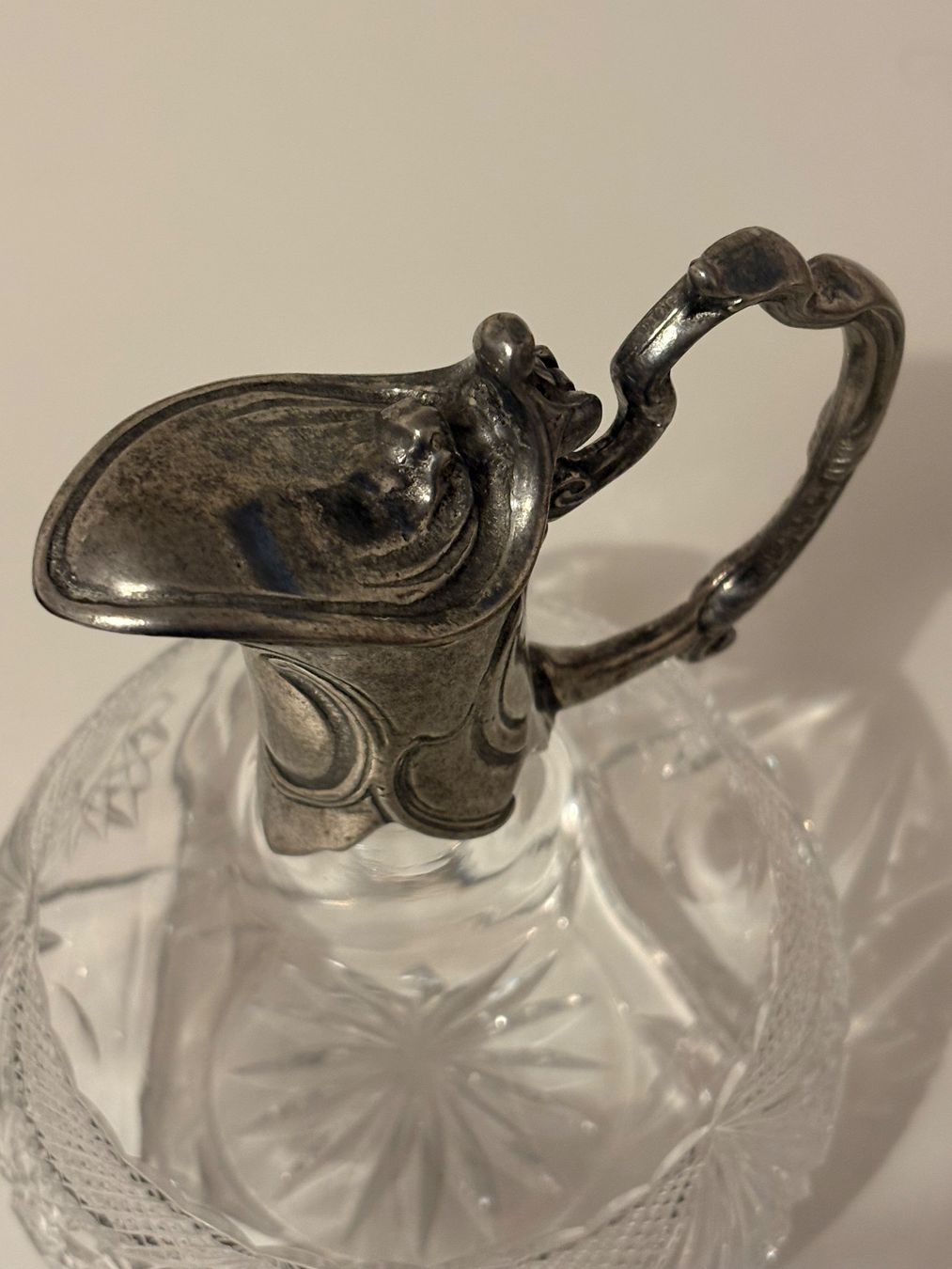 Caraffe: Kristallkaraffe mit Zinnaufsatz – Usato da Basel venduto da oli_2sv2 1
