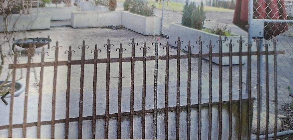 Altro in Antiquarato & Arte: Antiker Gartenzaun – Usato da Oekingen venduto da Stabiloboss