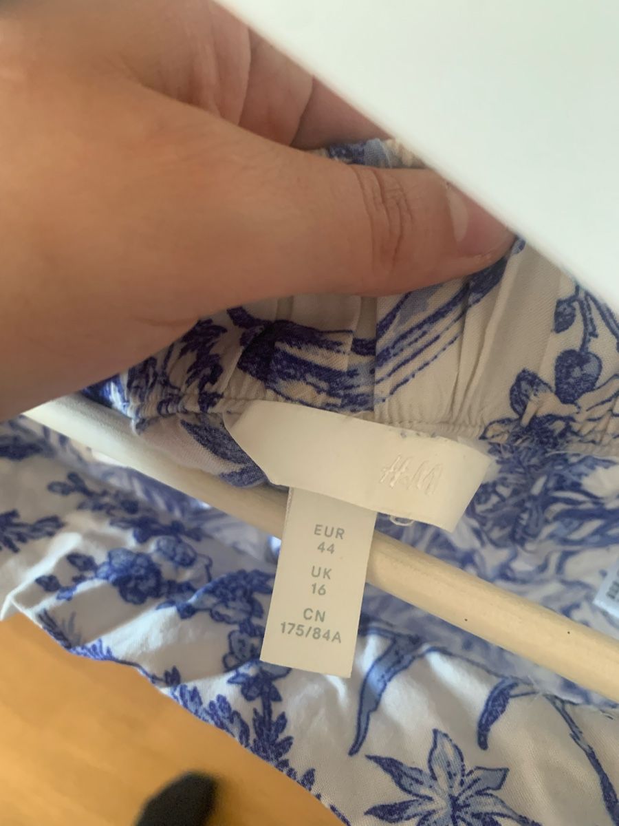 H&M Pantaloni: Sommerhose H&M, Gr.44 – Usato da Basel venduto da ari_xy65 1