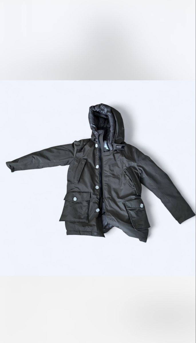 Woolrich Giacche: Woolrich Daunenparka – Usato da Zürich venduto da monaco1996