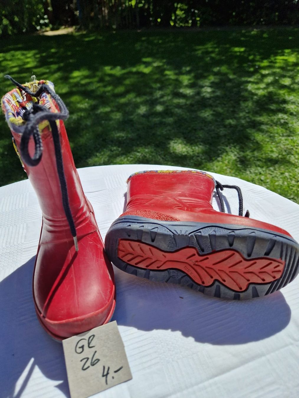 Scarpe per ragazzi: Rote Kinder Gummistiefel, Grösse 26 – Usato da Auswil venduto da Scottusa83