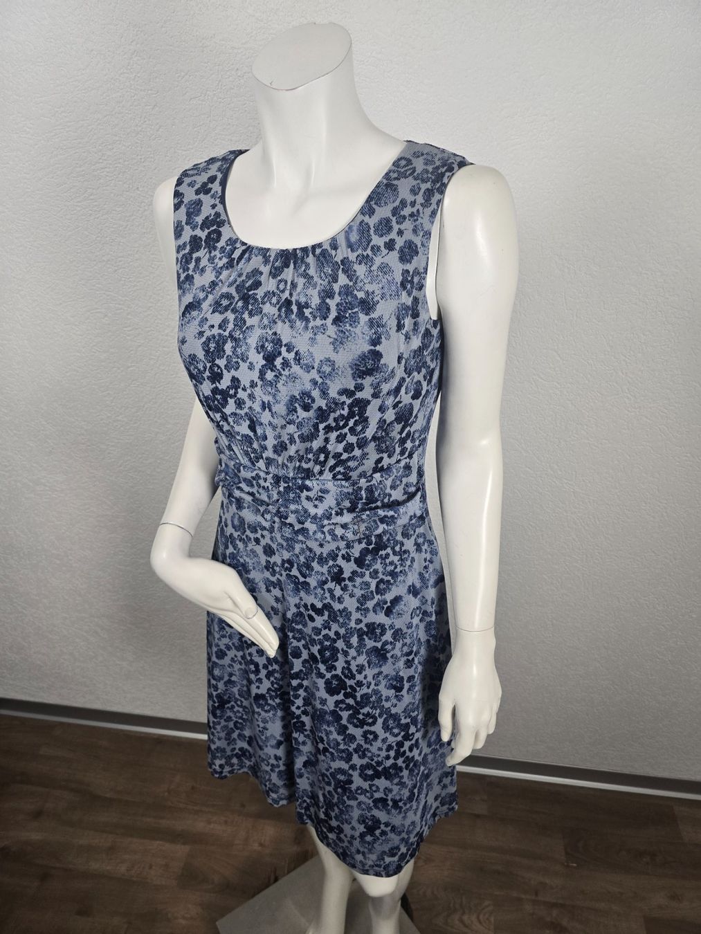 Vestiti: Robe a fleur T 36/38 – Usato da Les Verrières venduto da kitel79 4