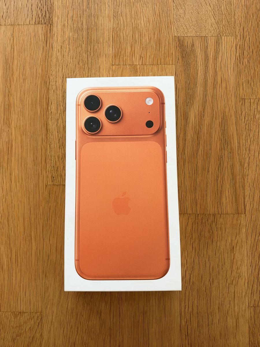 Apple Telefoni cellulari / Smartphones: iPhone 17 Pro Max 256GB Cosmic Orange – Usato da Toffen venduto da lar_bn5p 5