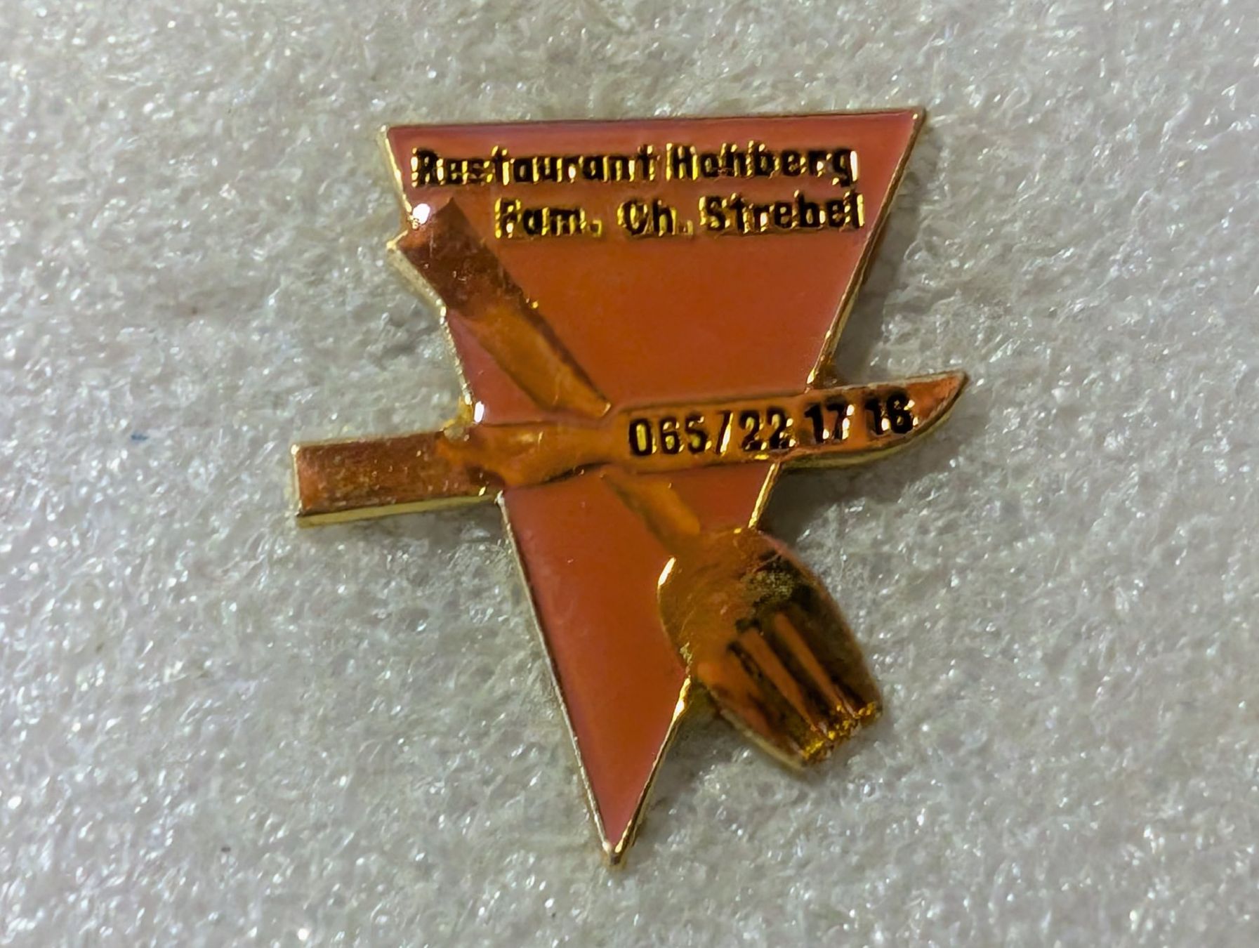 Plaquettes & Badges: Ansteckpin 126: – D'occasion à Oppligen par Pin-Fall-Shop