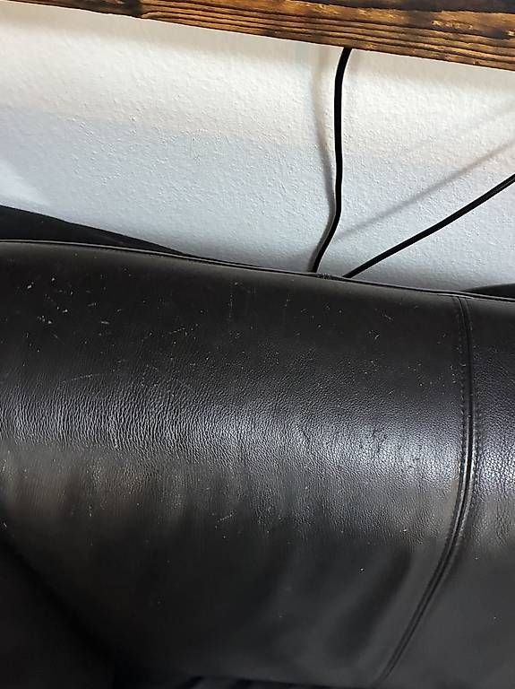 Rolf Benz Divani: Design-Klassiker: Rolf Benz 322 Leder-Sofa Schnäppchen! – Usato da Tennwil venduto da Jasonmay93 3