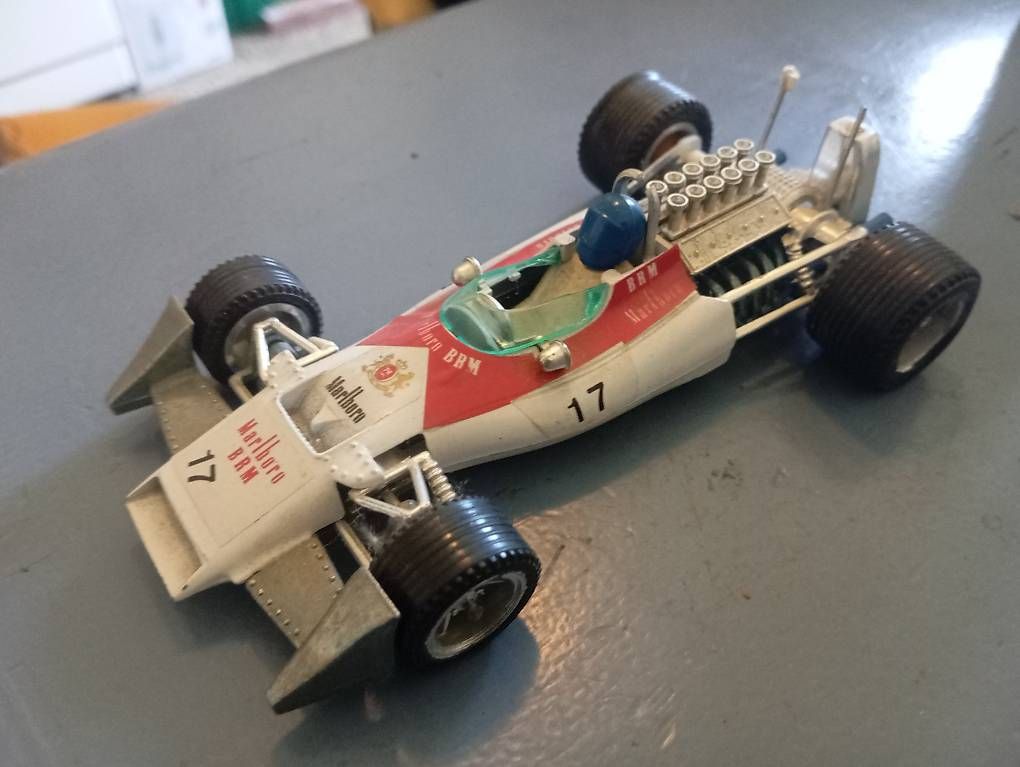 Modellini d'auto: Formel 1 Marlboro B.R.M. P 160, – Usato da Basel venduto da Petergunn