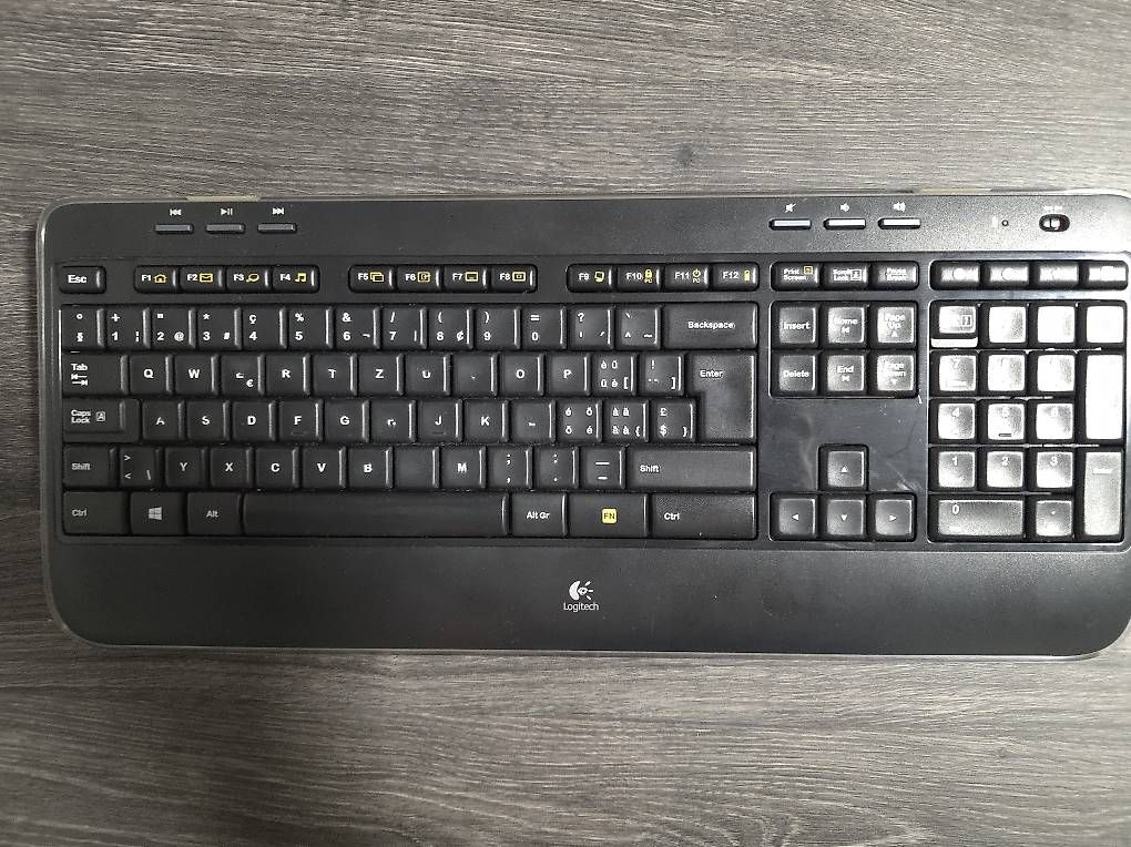 Claviers: Logitech K520 kabellose Tastatur – D'occasion à Hölstein par dmi_my97