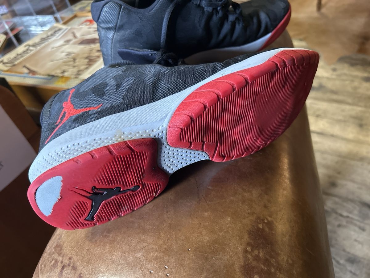 Herrenschuhe: Turnschuhe Nike 46 – Gebraucht aus Urnäsch von montags-lager 2