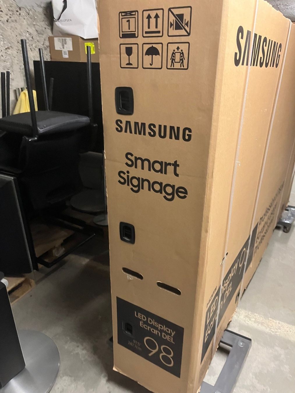 Samsung Monitore: Samsung Professional Display QB98T – Neu und originalverpackt aus Onex von fbellocpuntocom 2