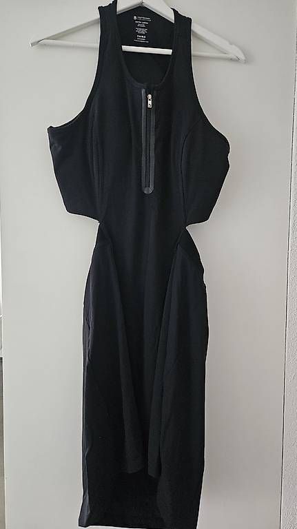 Vestiti: Schwarzes Sportkleid Cutouts – Usato da Rothenburg venduto da man_cb7f 1