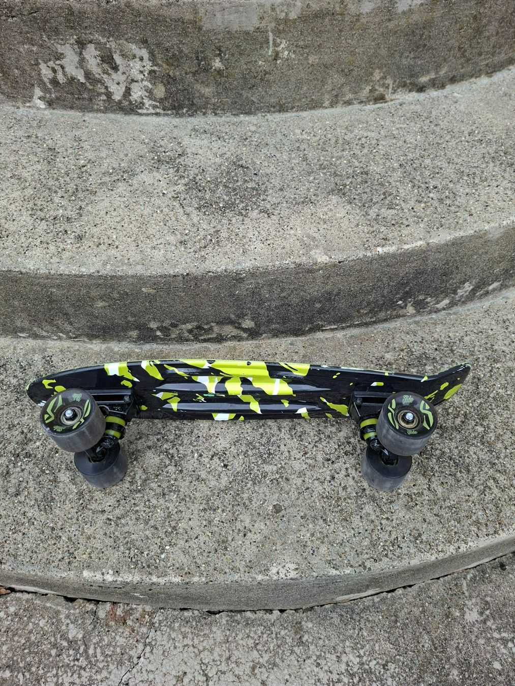 Skateboards: Skateboard grün – Gebraucht aus Lohn SH von Zwierbel 2