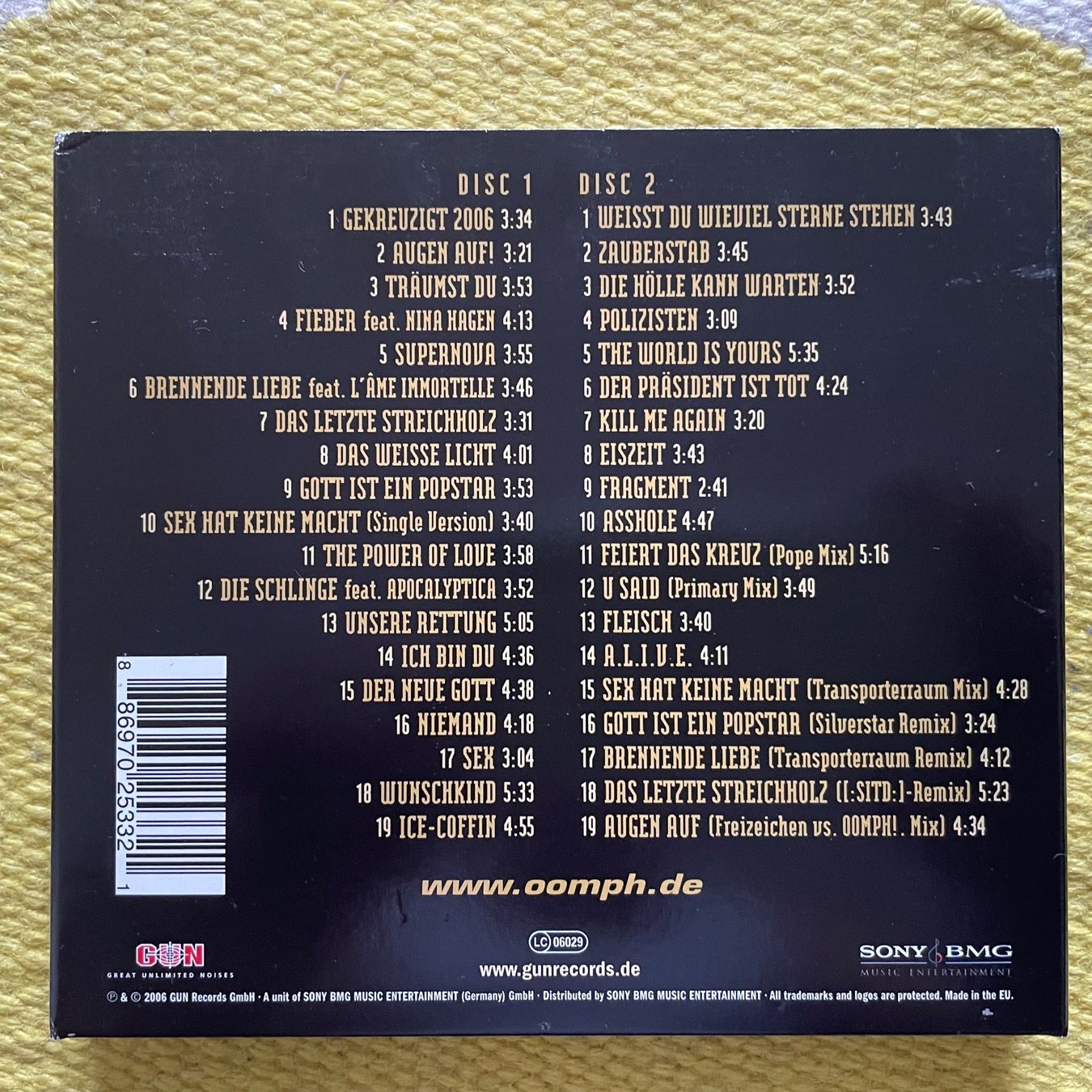 CD: OOMPH!-2CD DELIKATESSEN (DIGIPACK) – Usato da Rorschacherberg venduto da CD-Roli 1