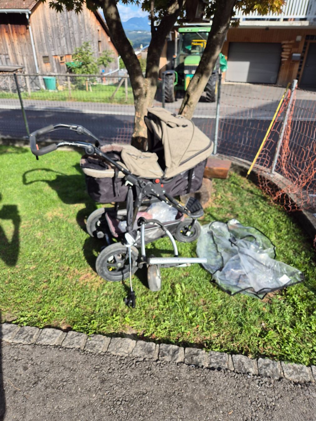 TFK Kinderwagen: Kinderwagen TFK – Gebraucht aus Sax von Landspeed 1