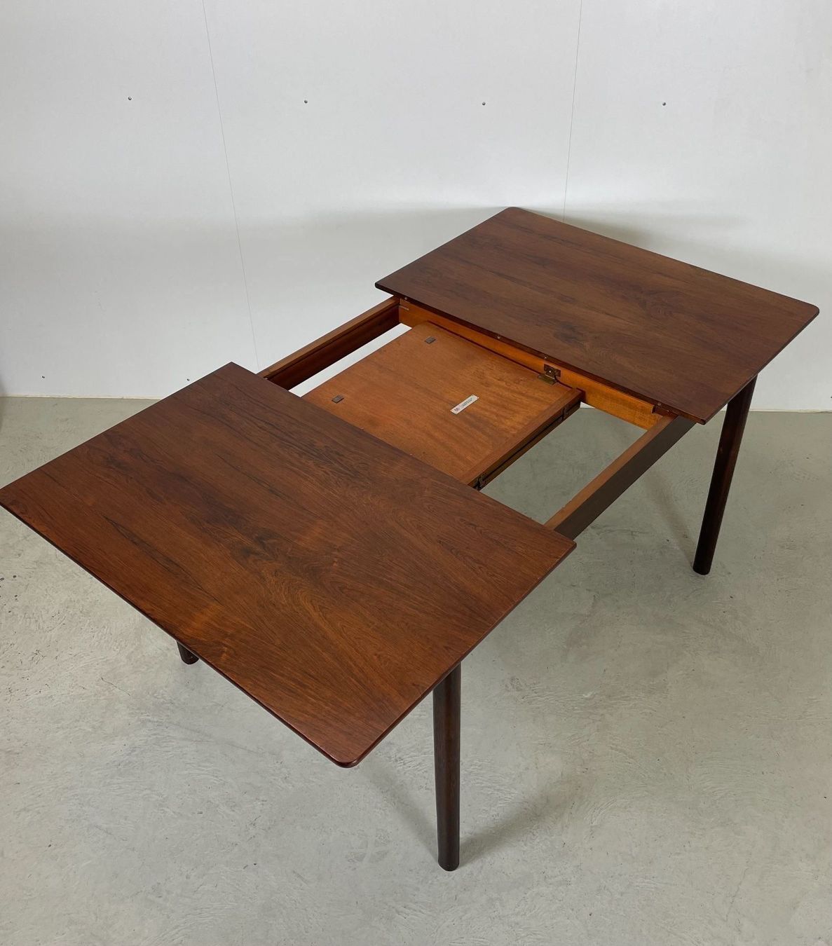 Tavoli: MidCentury Esstisch Palisander Robertson – Usato da Basel venduto da MidMod20C 3