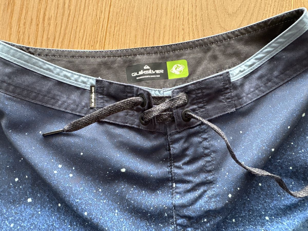 Quiksilver Costumi da bagno: Badeshorts Quicksilver Gr. 140 – Usato da Ennetbaden venduto da Katiusia 3