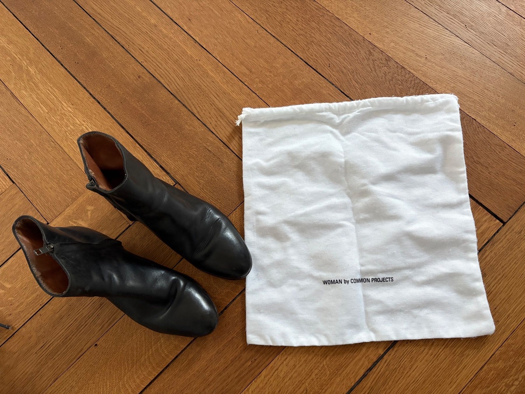 Scarpe da donna: Stiefeletten von WOMAN BY COMMON PROJECTS Gr.37 – Usato da Zürich venduto da triangular 8