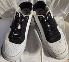 Basket GAS, Taille 40, blanches et noires, parfait état!