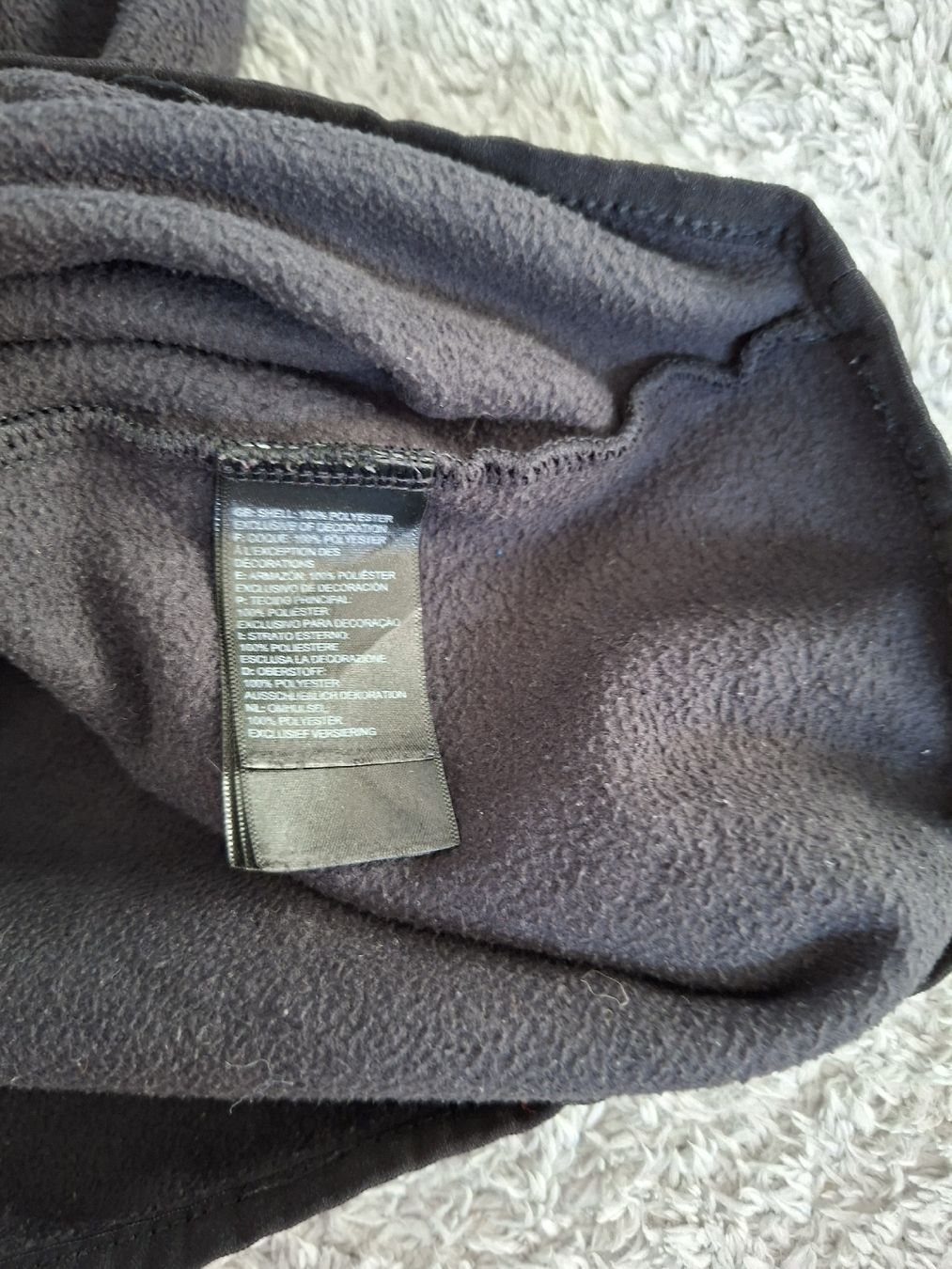 North Face Pullover & Sweatshirts: Pull The North Face noir fermeture éclair taille L – Gebraucht aus Renens VD von ser_j2fn 5