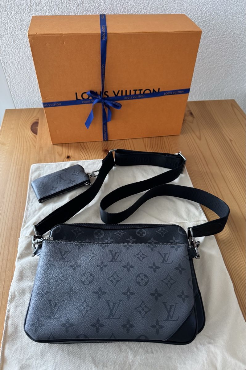 Louis Vuitton Sacs: Louis Vuitton Trio Messenger Monogram Eclipse bag – Neuf (Voir description) à Langendorf par lef_qh9m