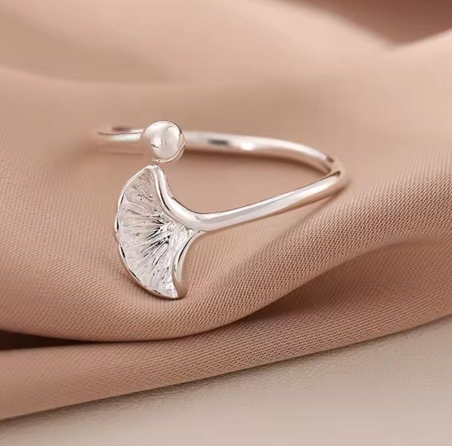 Anelli: Ginkgo-Blatt Ring Verstellbar – Nuovo e nell'imballaggio originale da Eschenbach SG venduto da ...- 1