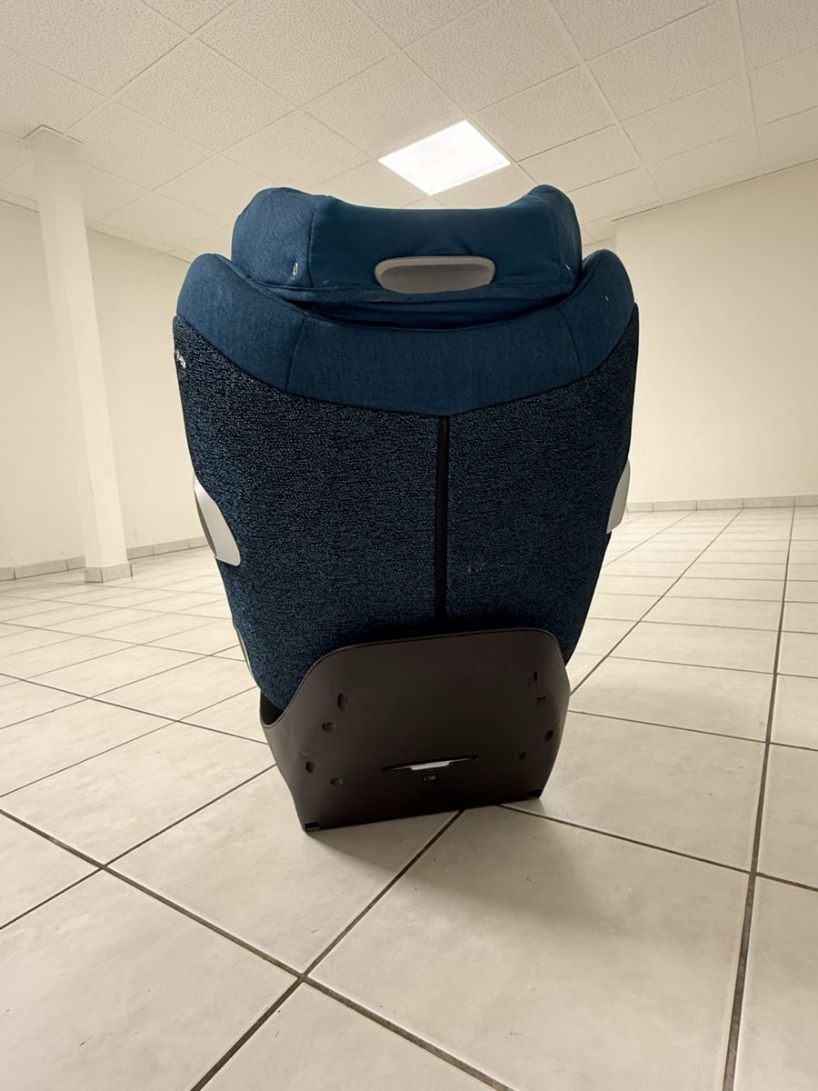 Cybex Sièges auto: Cybex Sirona Z i-Size Plus avec Base Z – D'occasion à Le Sentier par dar_hb62 4