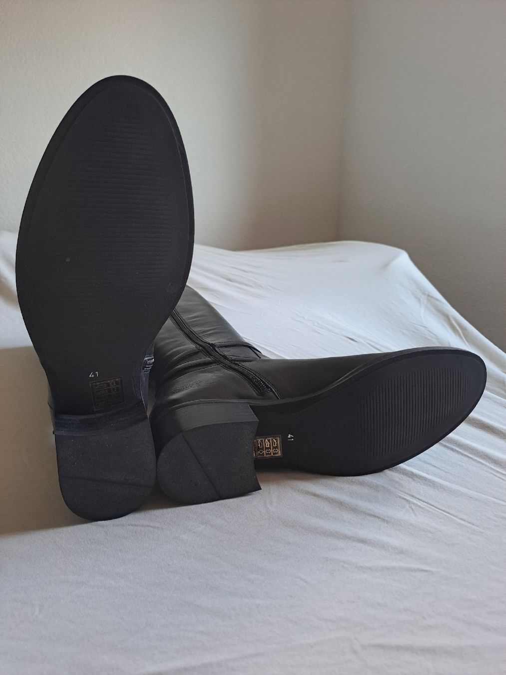 Scarpe da donna: Bottes en cuir noir - Taille 41 – Nuovo (secondo la descrizione) da Gryon venduto da rod_9kpn 3