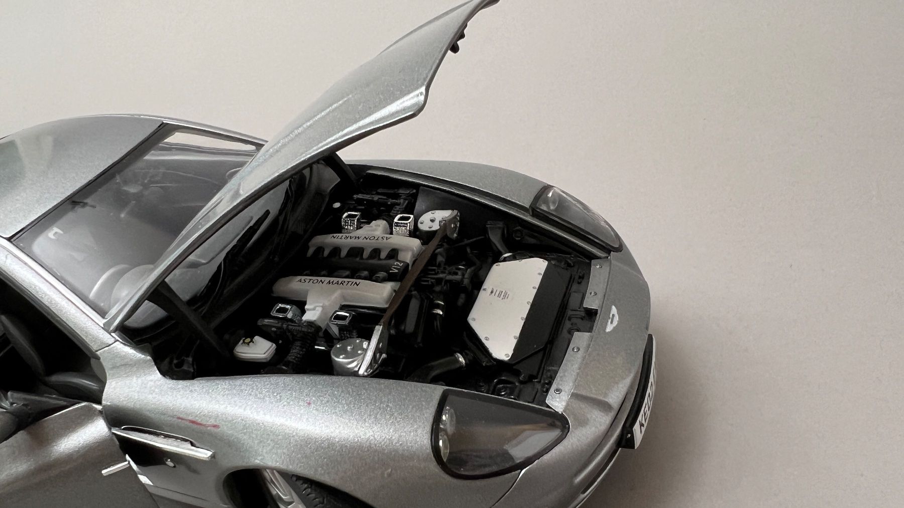 Aston Martin Modellini d'auto: ASTON MARTIN- VINTAGE AUTO MODELL KE02 – Usato da Basel venduto da herr_majesty 2