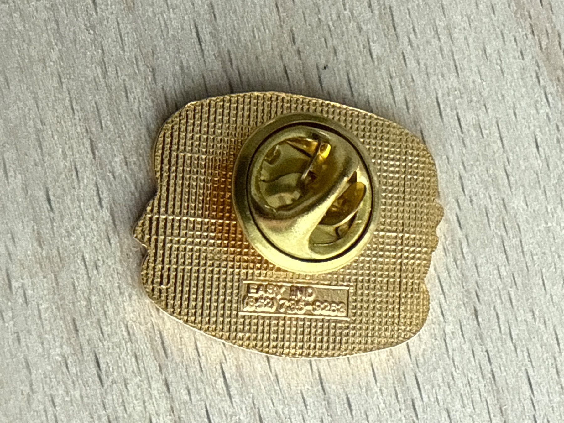 Plaketten & Abzeichen: Pin Hamburger – Gebraucht aus Glattbrugg von Schweigmatt 1