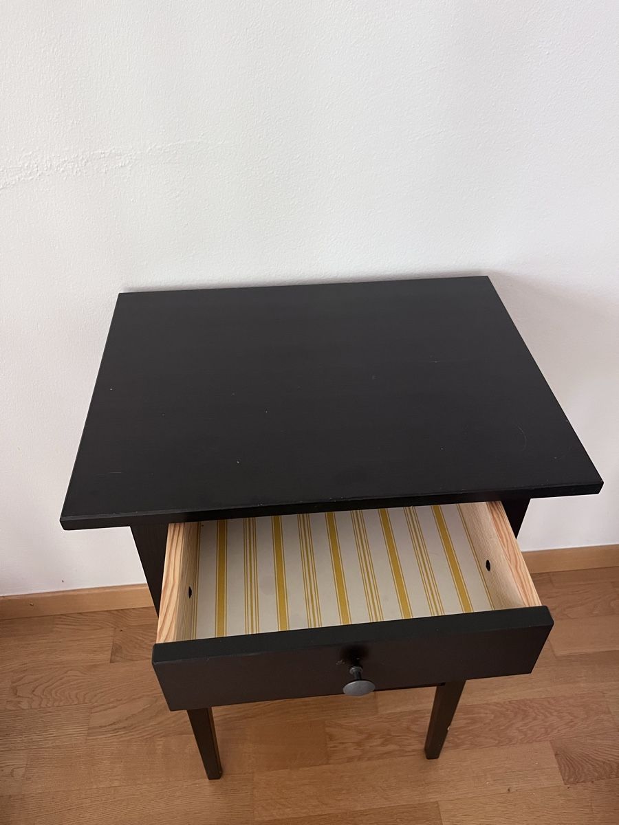 Ikea Comodini: Nachttisch HEMNES Ikea – Usato da Wetzikon ZH venduto da chr_6qf7 1