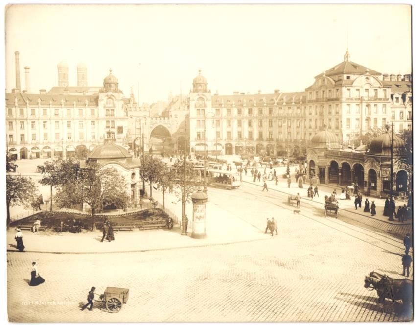Fotografie & Manifesti: Fotografie München, Karlsplatz mit Litf – Usato da Berlin venduto da bartko-reher