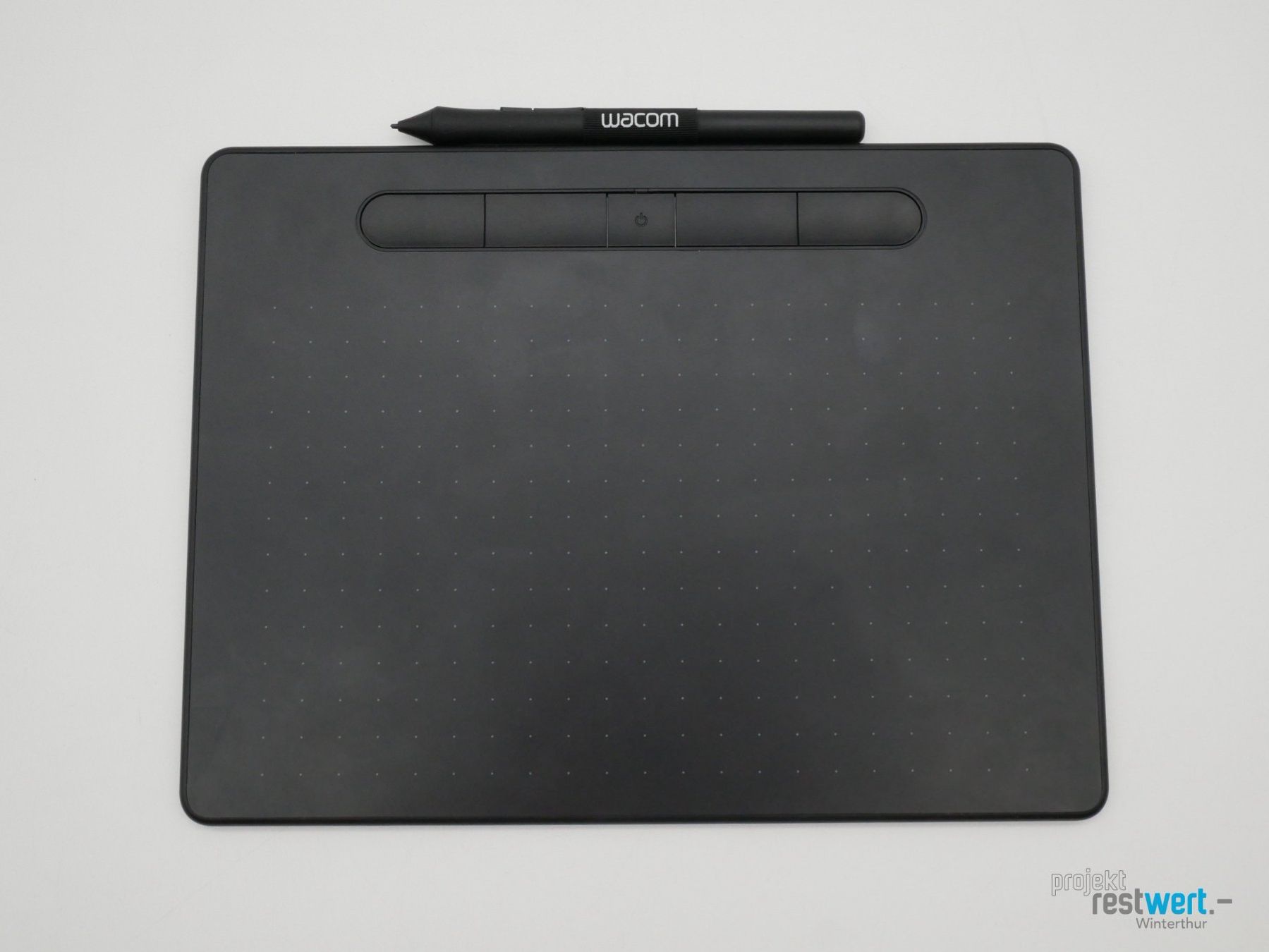 Wacom Tablet PC: WACOM Intuos M Grafiktablet mit Stift, Schwarz – Usato da Winterthur venduto da Restwert_Winterthur 2