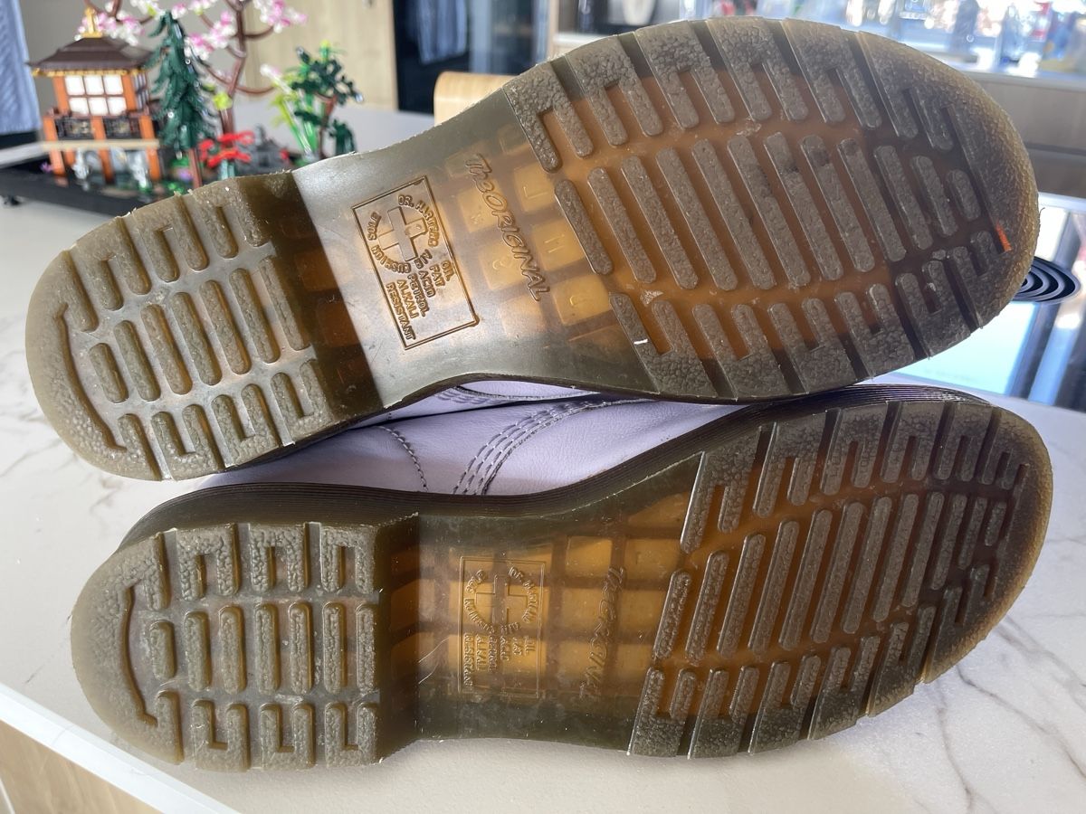 Dr. Martens Scarpe da donna: Dr. Martens Stiefel, Grösse 43, Lila – Usato da Täuffelen venduto da Nice800 2