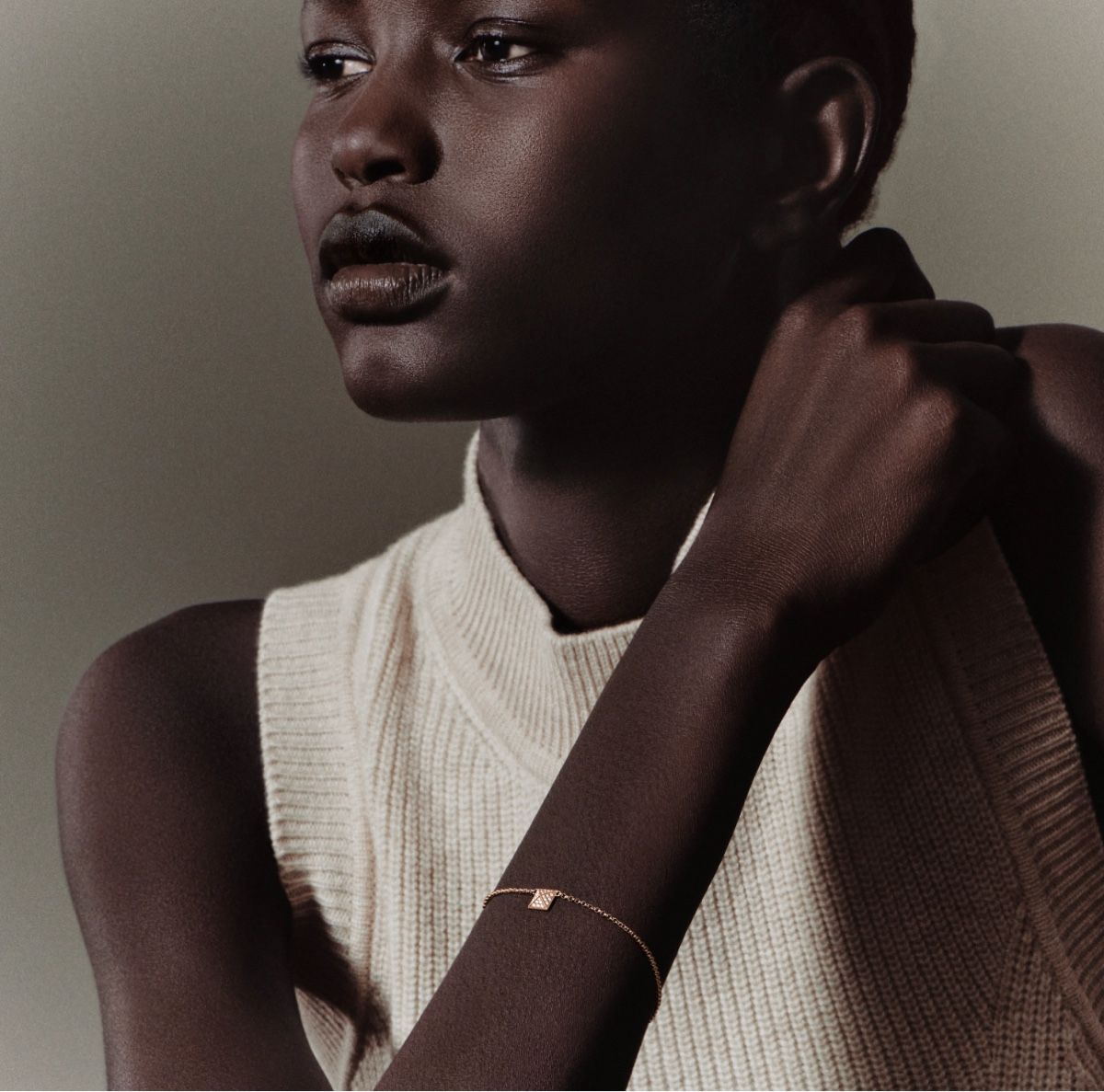 Hermès Bracciali & Braccialetti: Hermès Bracelet Clou d'H, petit modèle – Nuovo e nell'imballaggio originale da Genève venduto da Sally_LuxxyGeneva 7
