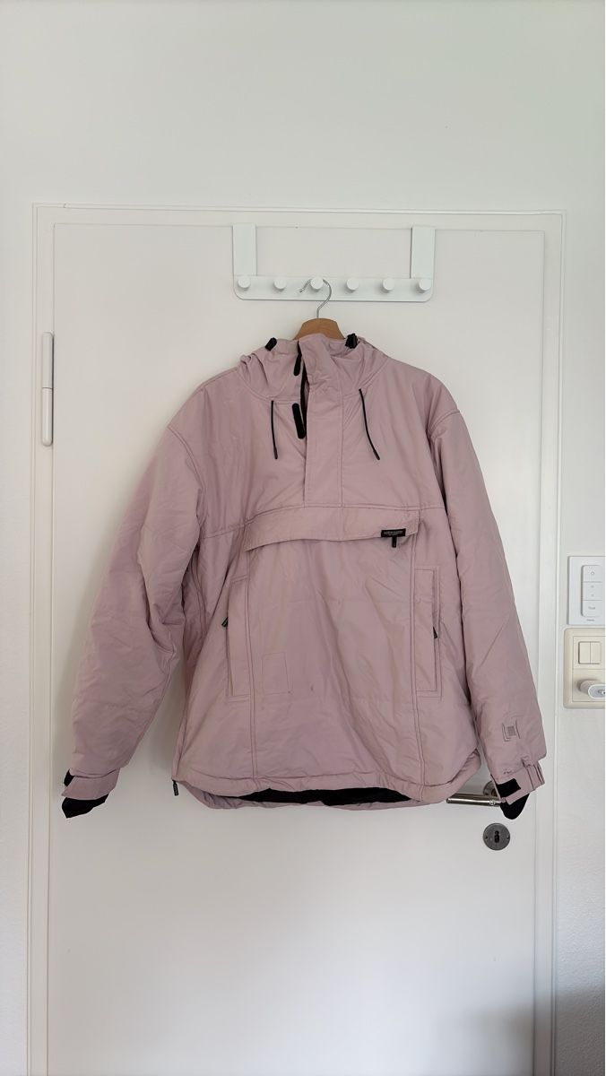 Jacken: Snowboardjacke L1 Grösse M – Gebraucht aus Zürich von nin_n7p7