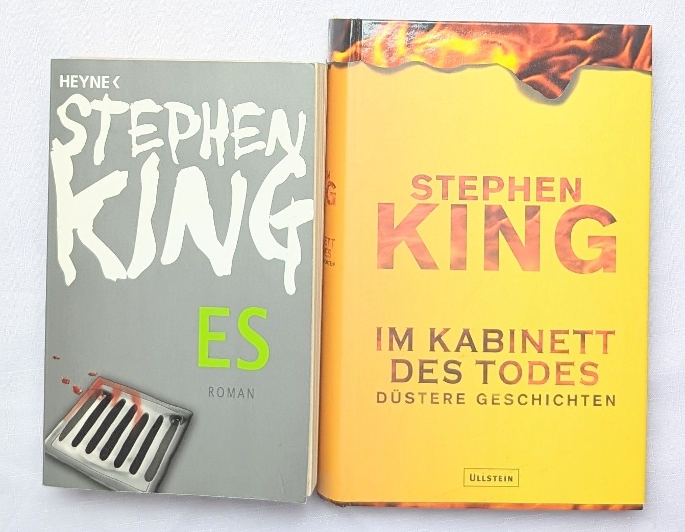 Libri: 2x Stephan King Bücher - Es & Im Kabinett des Todes – Nuovo (secondo la descrizione) da Wängi venduto da ABIZONE-86