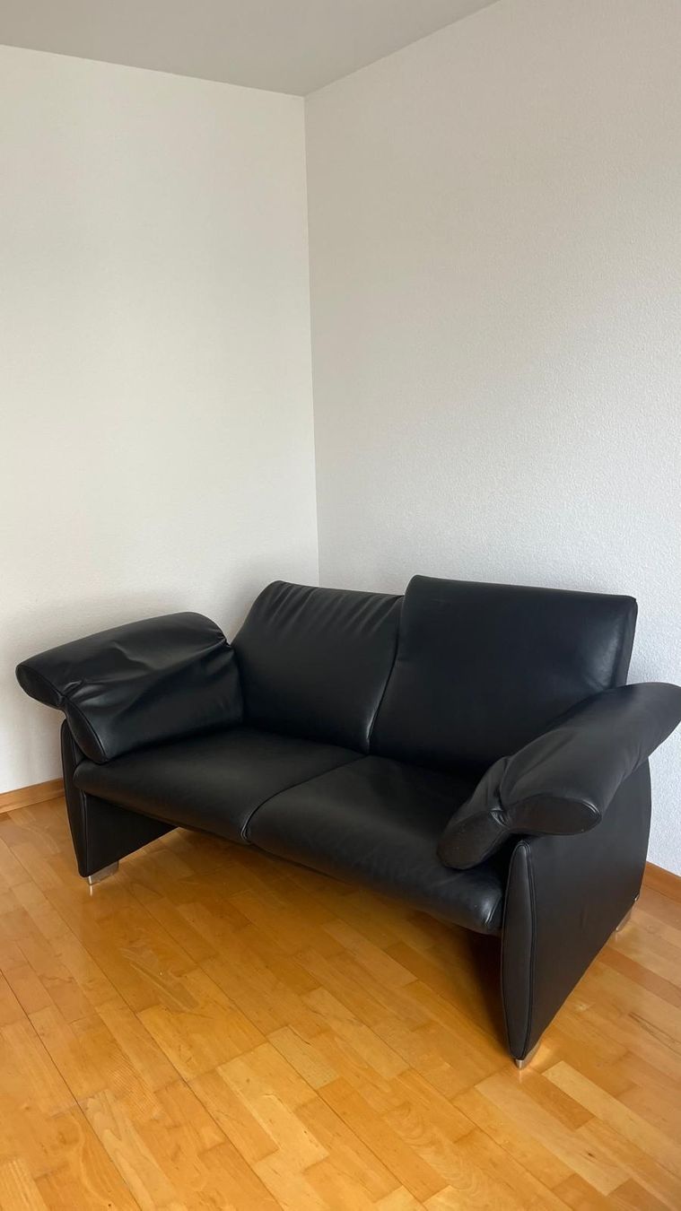 De Sede Divani: 2er Sofa deSede DS10 schwarz – Usato da Unterengstringen venduto da sarita_denz 5