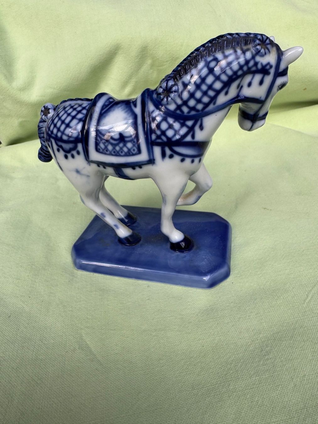 Statuette: Porzellanpferd – Usato da Ranflüh venduto da kas_8b27 1
